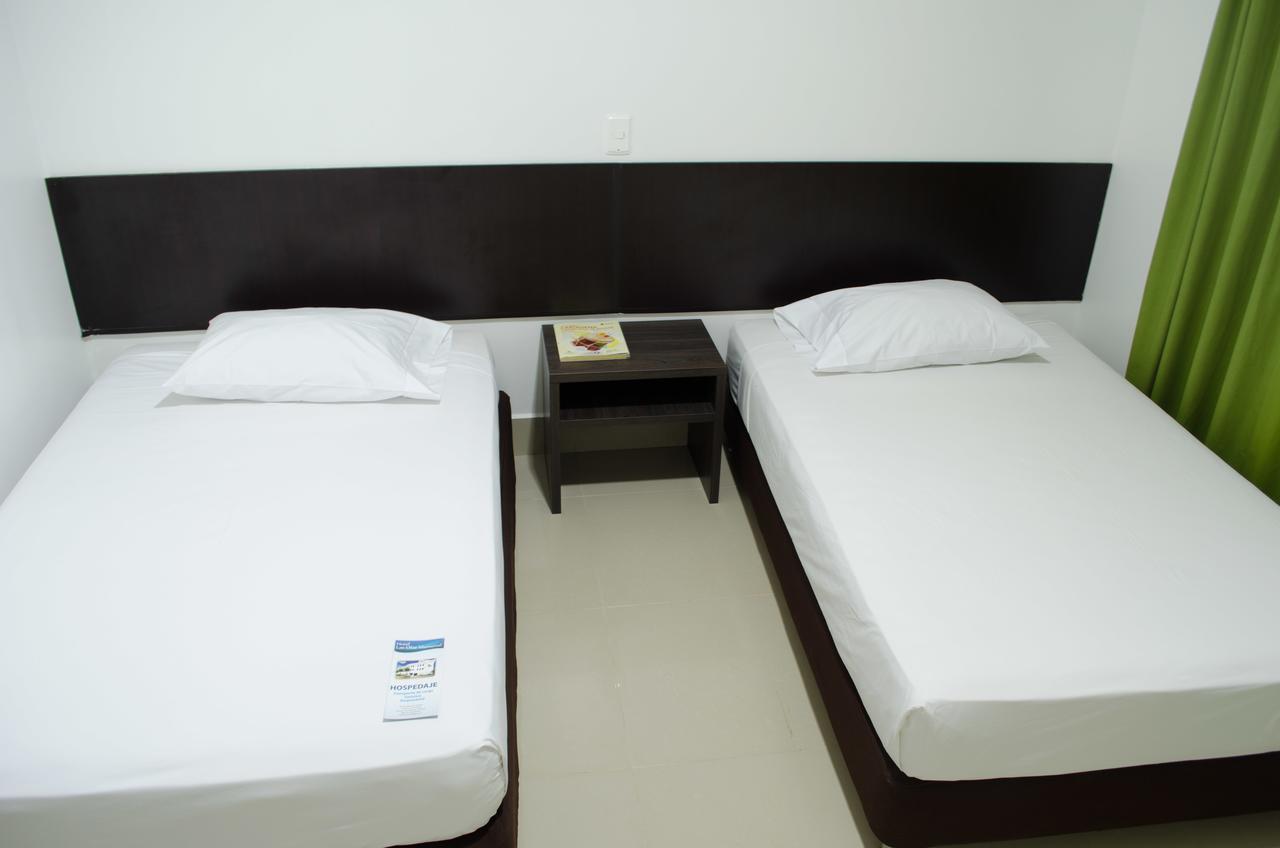 Hotel Las Olas Mamonal Cartagena Exterior photo